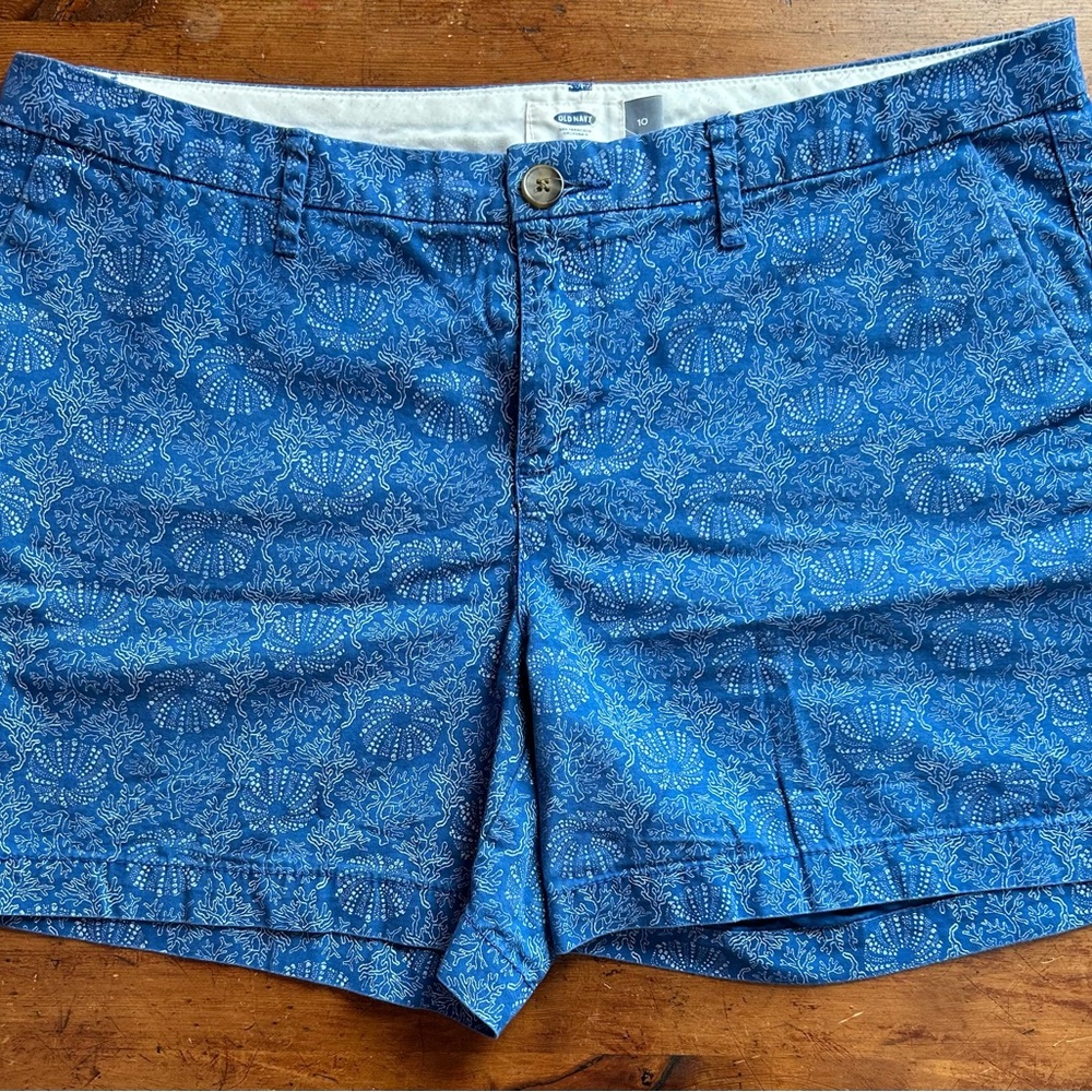 Old Navy Blue Floral Print Shorts